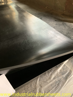 Industrial Grade SBR Rubber Sheet 2Mpa Tensile Strength 1-50mm Thick