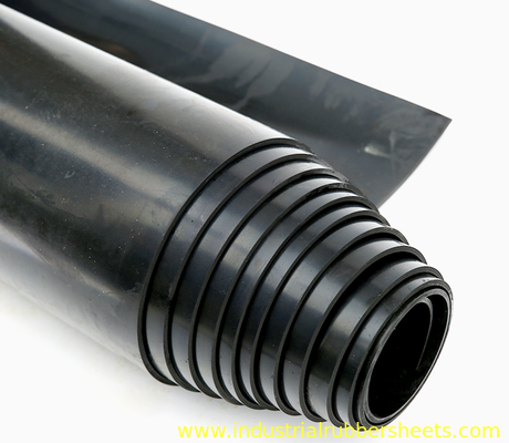 الصف الصناعي SBR الصفحة المطاطية 2Mpa قوة الشد 1-50mm سميكة