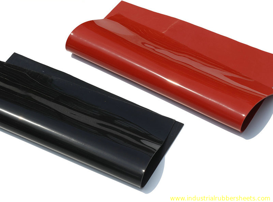 لوح سيليكون أحمر ، أسود ، رولات سيليكون مقاس 1-10 مم × 1.2 م × 10 م