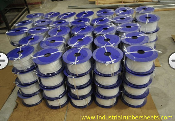 شريط التماسك من PTFE ذات الجودة الغذائية مع سطح ناعم ومقاومة درجات الحرارة العالية للتختم الصناعي